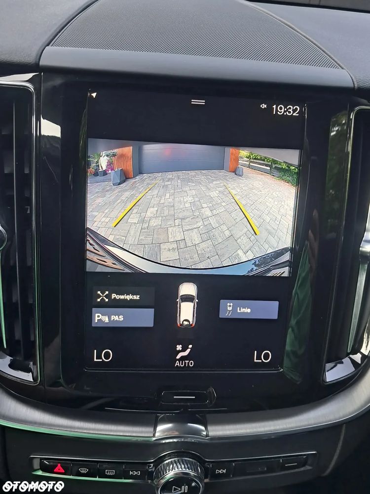 Volvo XC 60 D4 Geartronic Momentum Pro - 19