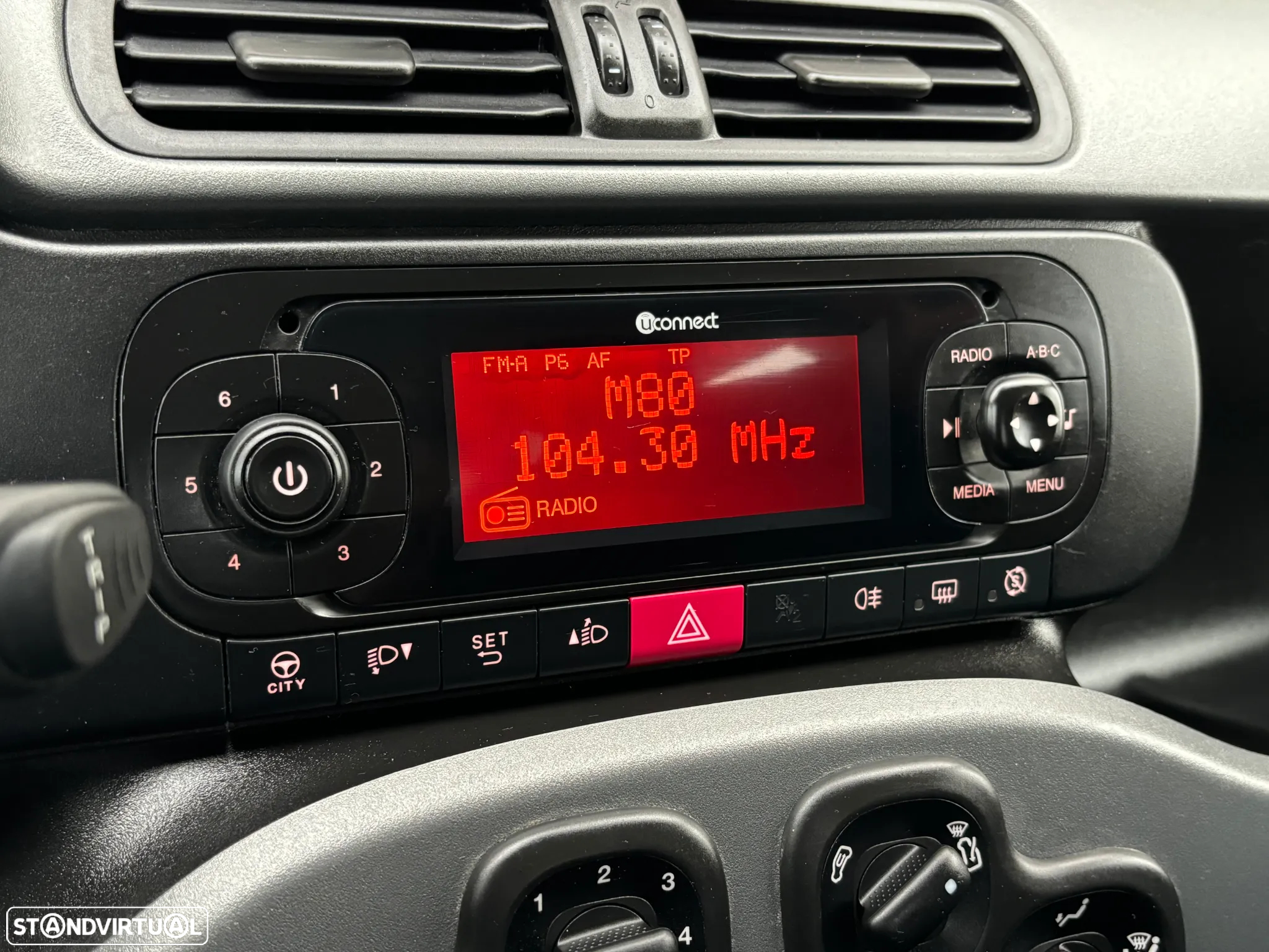 Fiat Panda 1.0 Hybrid City Life - 19