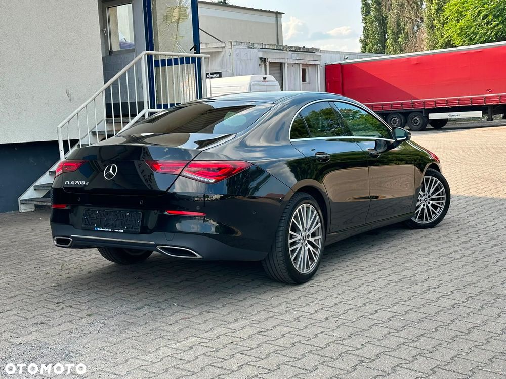 Mercedes-Benz CLA 200 d Progressive 8G-DCT - 8