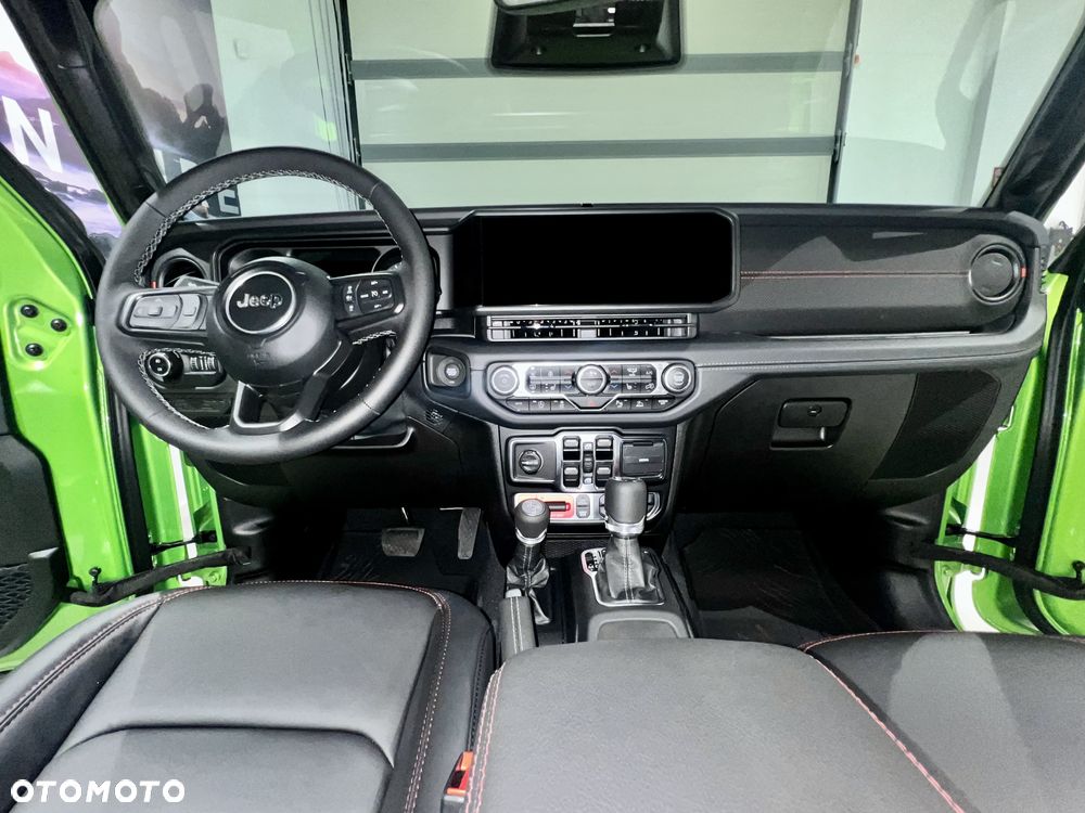 Jeep Wrangler Unlimited GME 2.0 Turbo Rubicon - 16