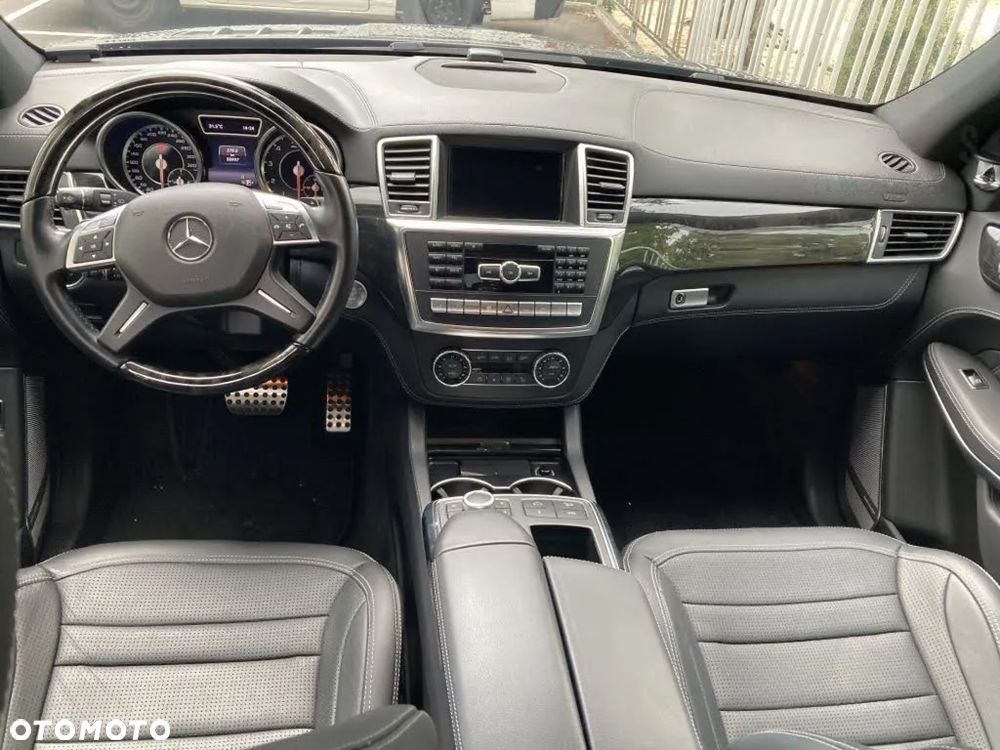 Mercedes-Benz GL 63 AMG 4Matic AMG Speedshift Plus 7G-TRONIC - 5
