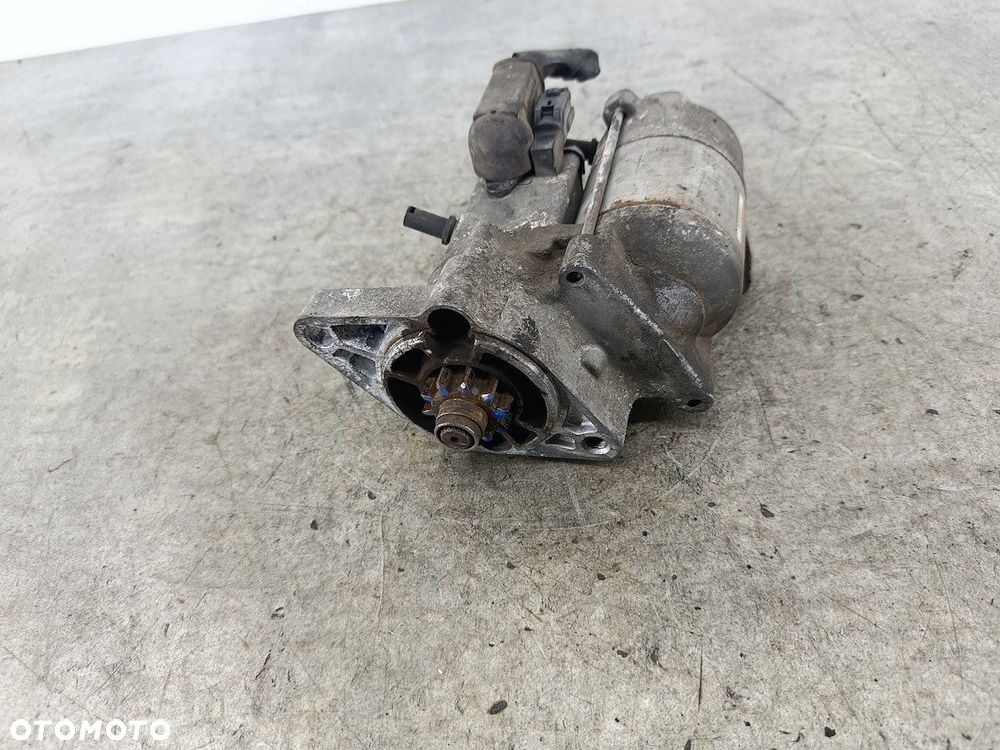 ROZRUSZNIK TOYOTA YARIS I FL 28100-33050 428000-0570  DENSO 1.4 D-4D - 2