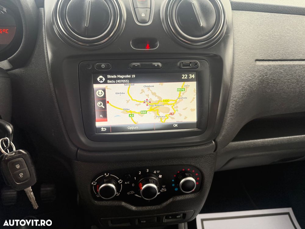 Dacia Lodgy 1.6 SCe Laureate - 32