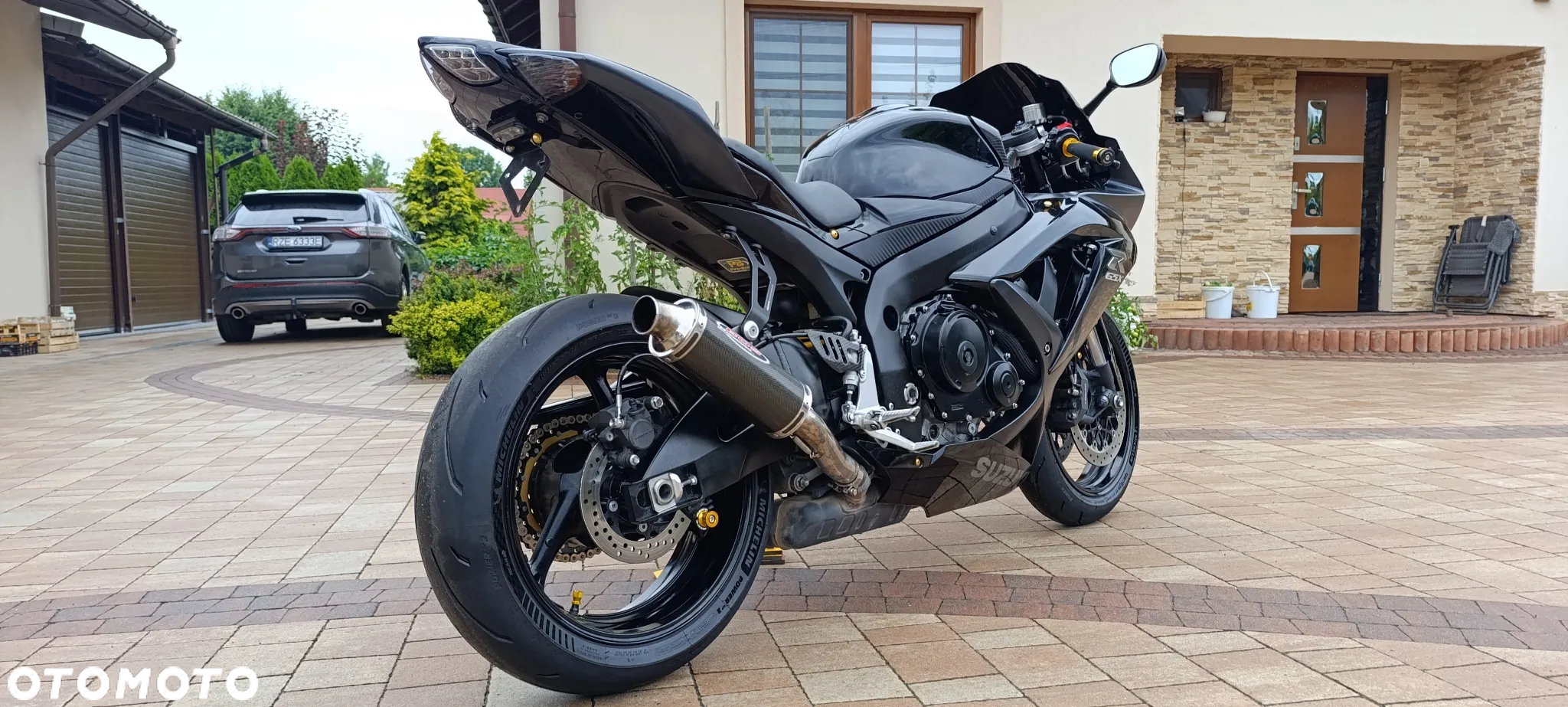 Suzuki GSX-R - 8