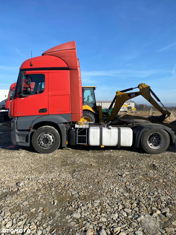 Rama Mercedes MP4 - 3