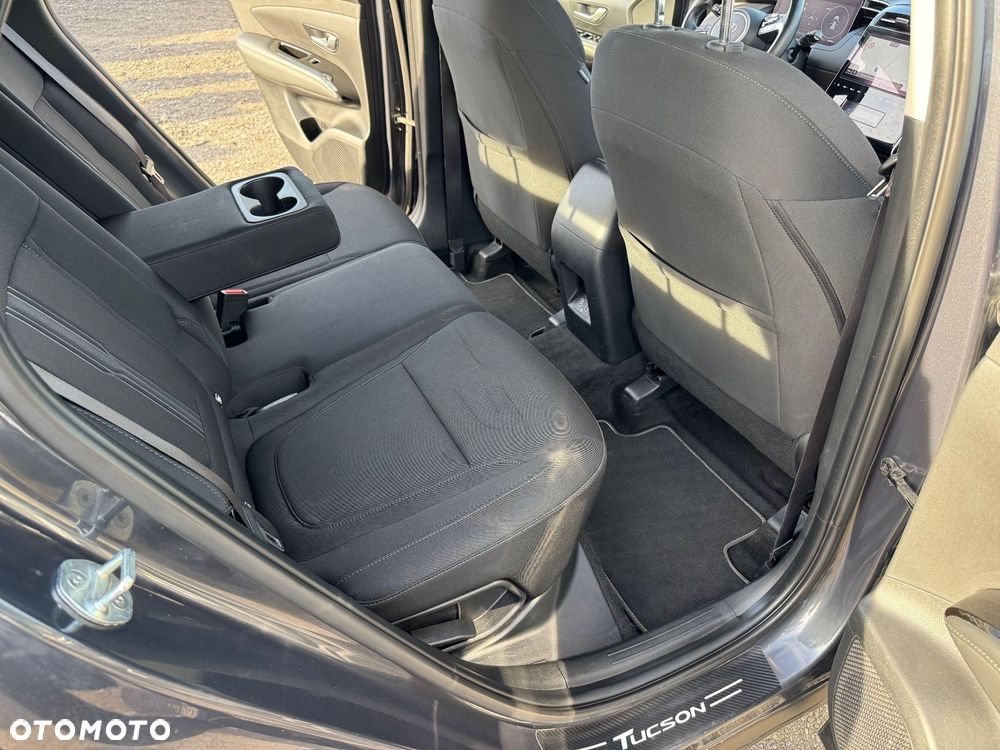 Hyundai Tucson - 13