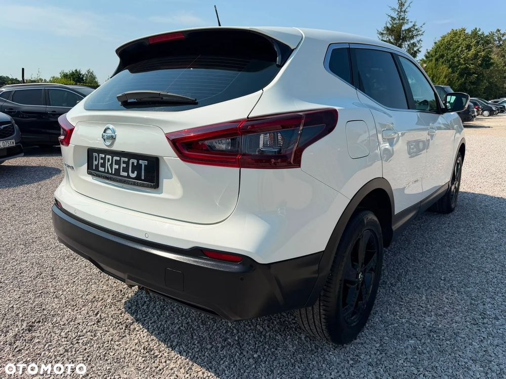Nissan Qashqai 1.3 DIG-T N-Connecta DCT - 13