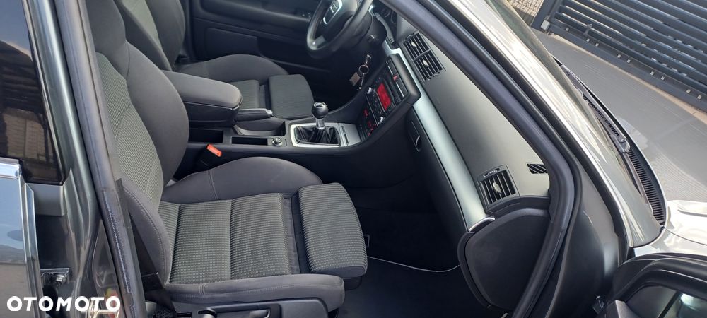 Audi A4 Avant 1.8 T - 21