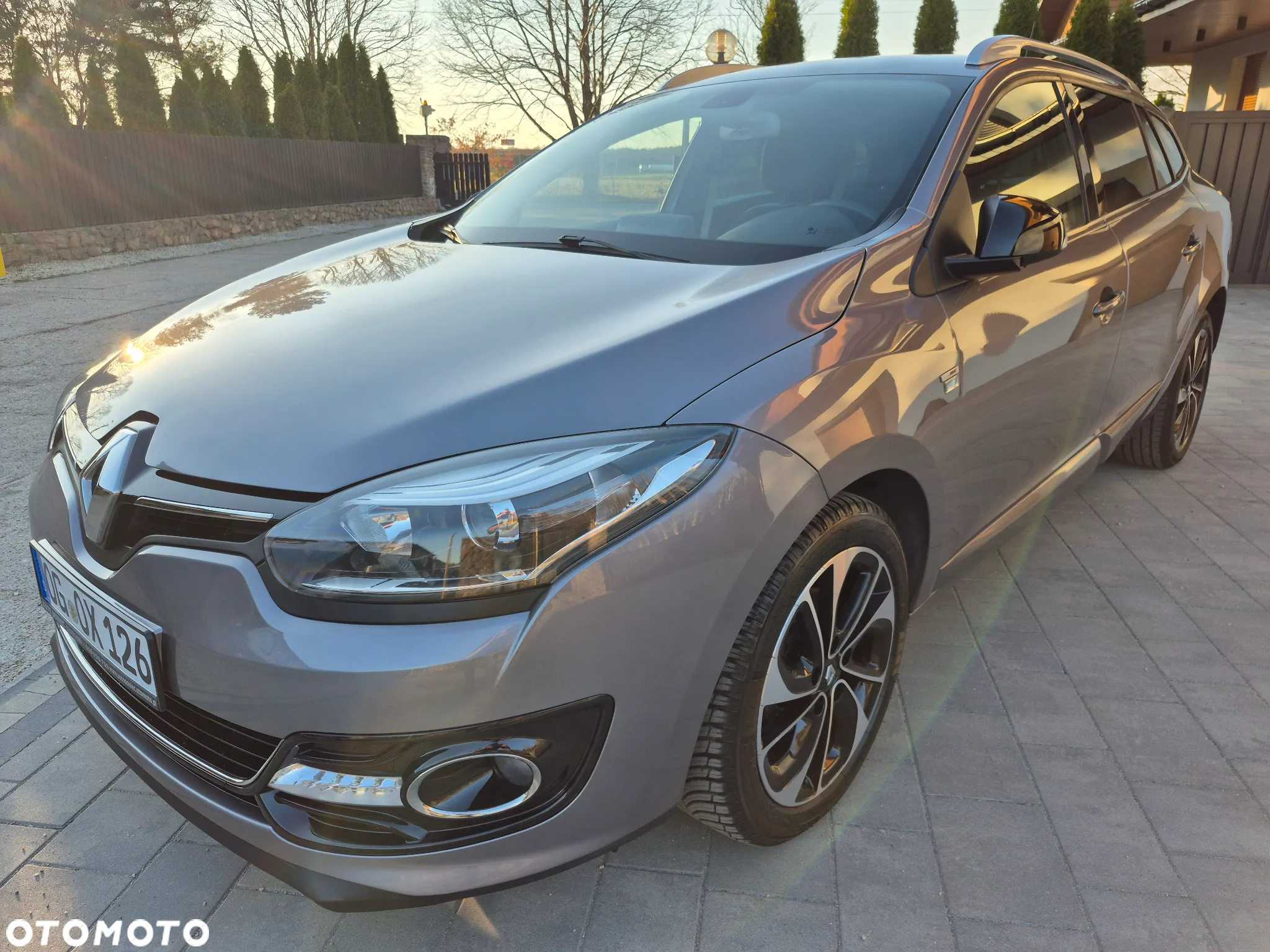 Renault Megane Grandtour ENERGY TCe 130 Start & Stop Bose Edition - 15