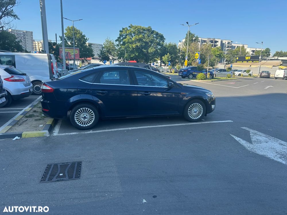Ford Mondeo 2.0 PFi Titanium - 1