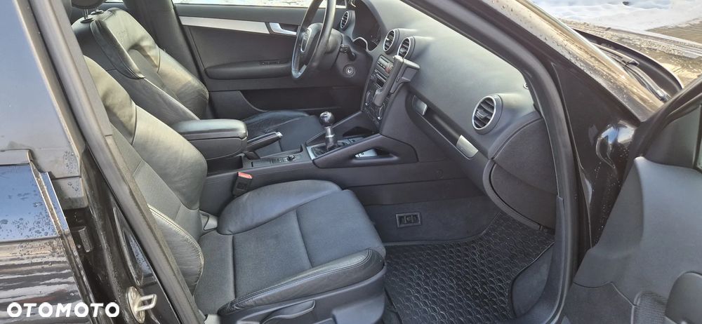 Audi A3 Sportback 2.0 FSI Attraction - 7