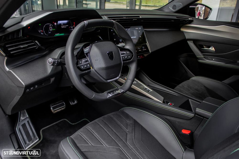 Peugeot 408 1.6 Hybrid GT e-EAT8 - 29