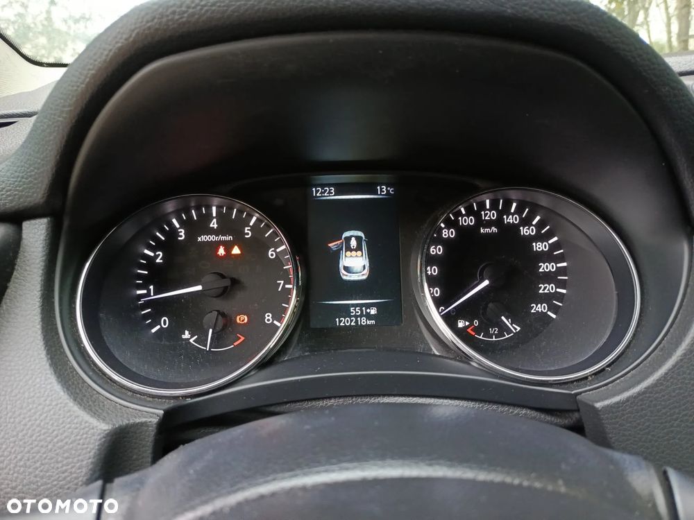 Nissan Qashqai 1.2 DIG-T N-Connecta EU6 - 9