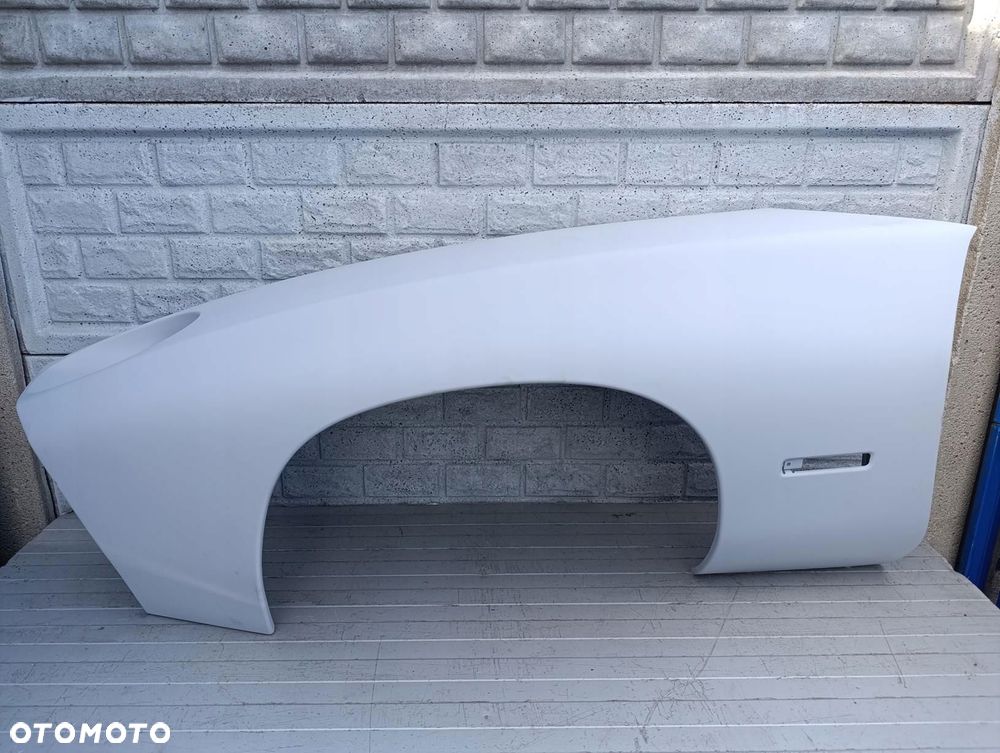 Porsche 928 Błotnik Przedni Lewy - 1