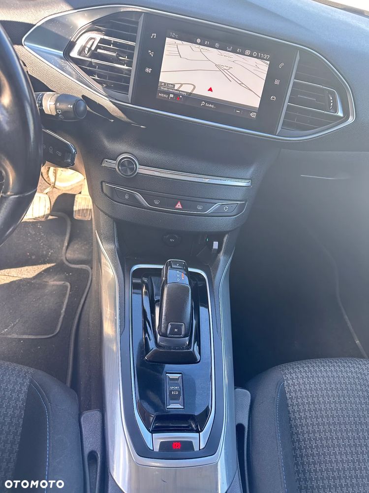 Peugeot 308 BlueHDi 130 EAT6 Stop & Start Allure - 12