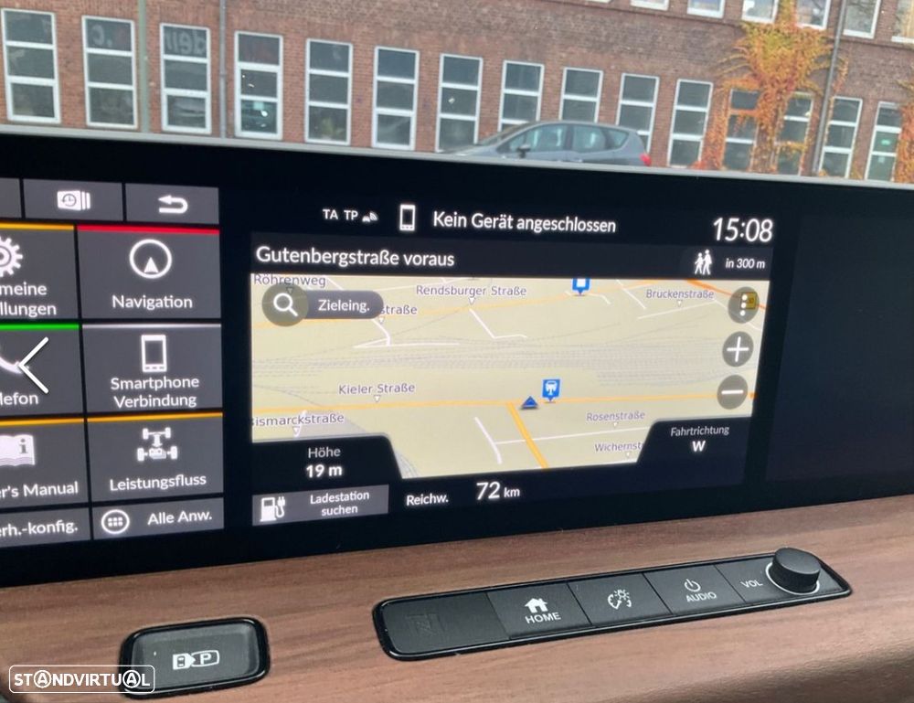 Honda e Advance (17") - 11