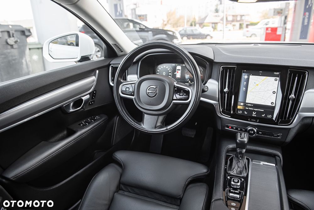 Volvo V90 D3 AWD Geartronic Inscription - 17