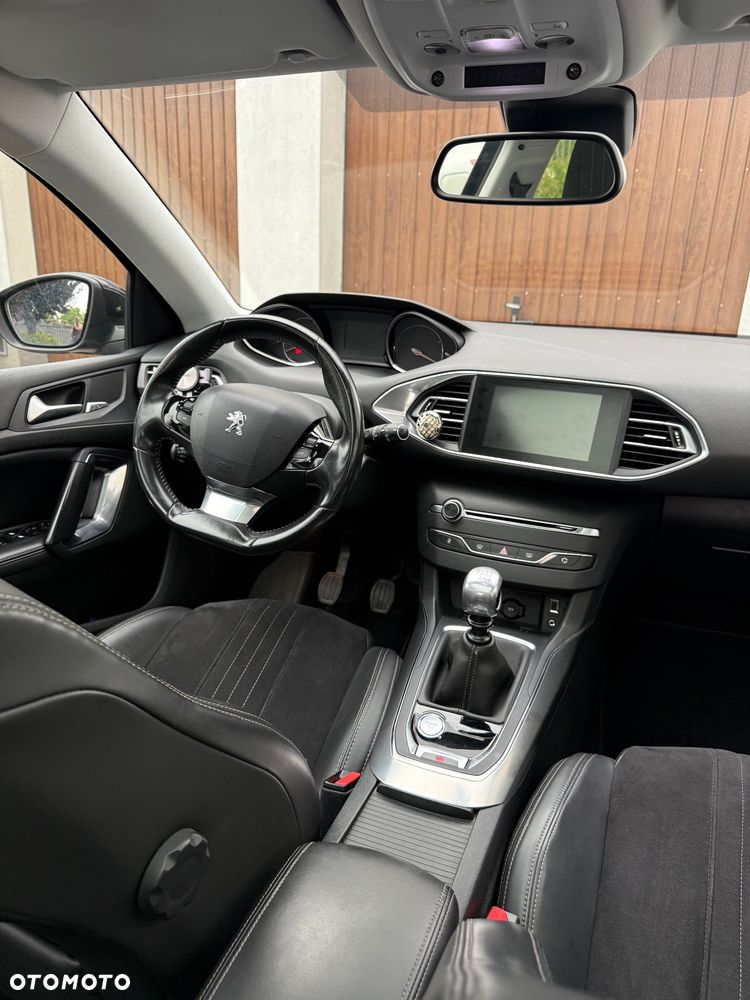 Peugeot 308 1.6 THP Allure - 6