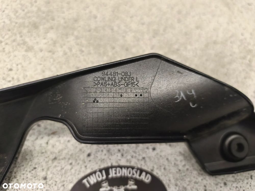 Pług, płoza, owiewka, osłona Suzuki GSR 750 GSR750 - 11