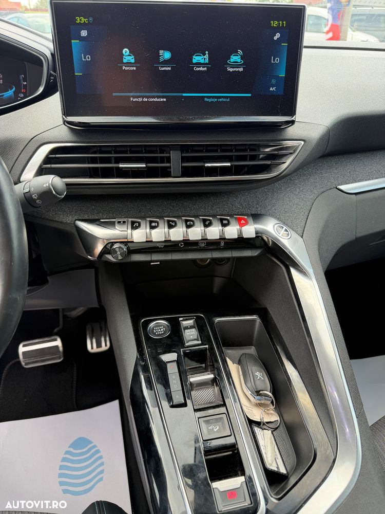 Peugeot 3008 PHEV EAT8 4X4 GT Pack - 28