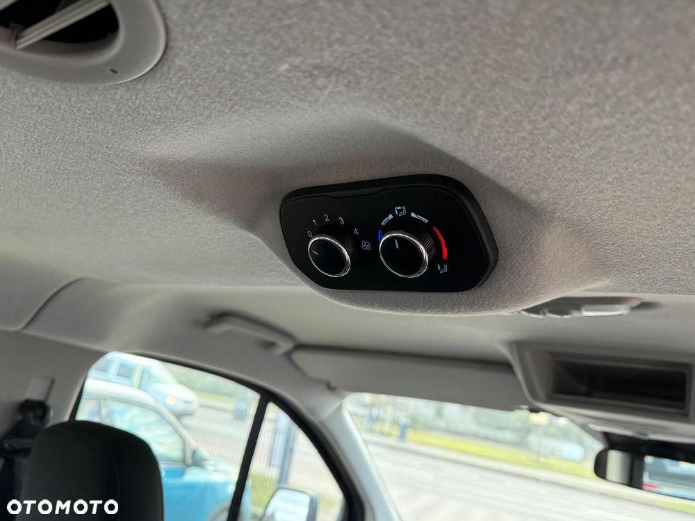 Ford Transit Custom - 22