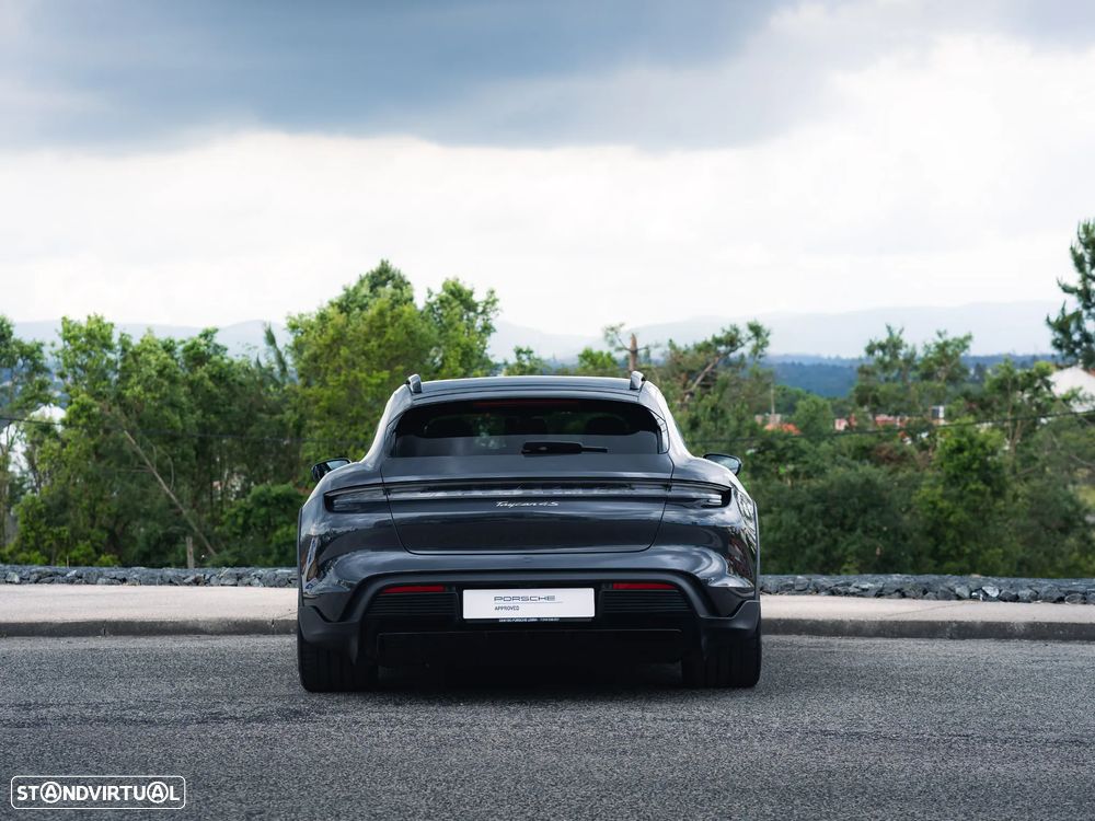 Porsche Taycan Cross Turismo 4S - 9