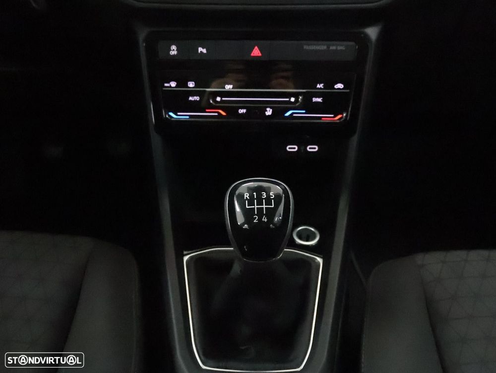 VW T-Roc 1.0 TSI Life - 23