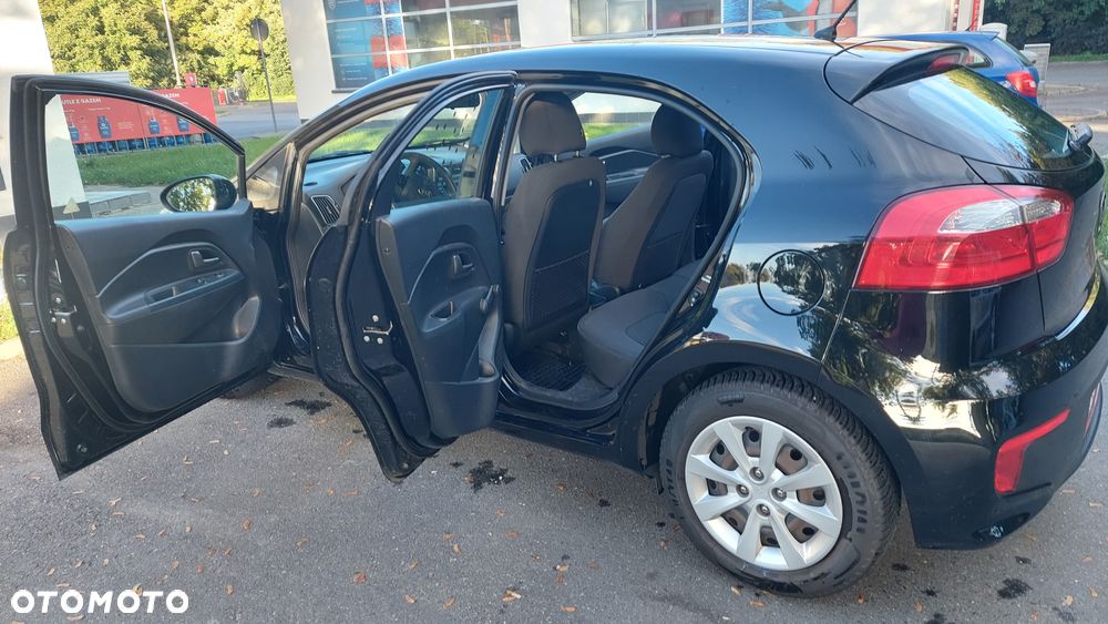 Kia Rio 1.2 M - 8