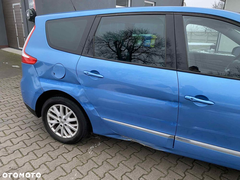 Renault Grand Scenic dCi 110 LIMITED - 29