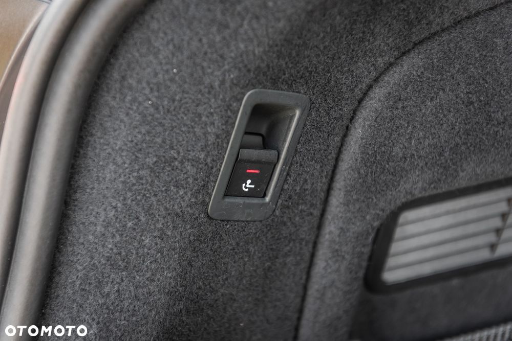 Audi A5 Sportback 40 TDI quattro S tronic S line business - 33