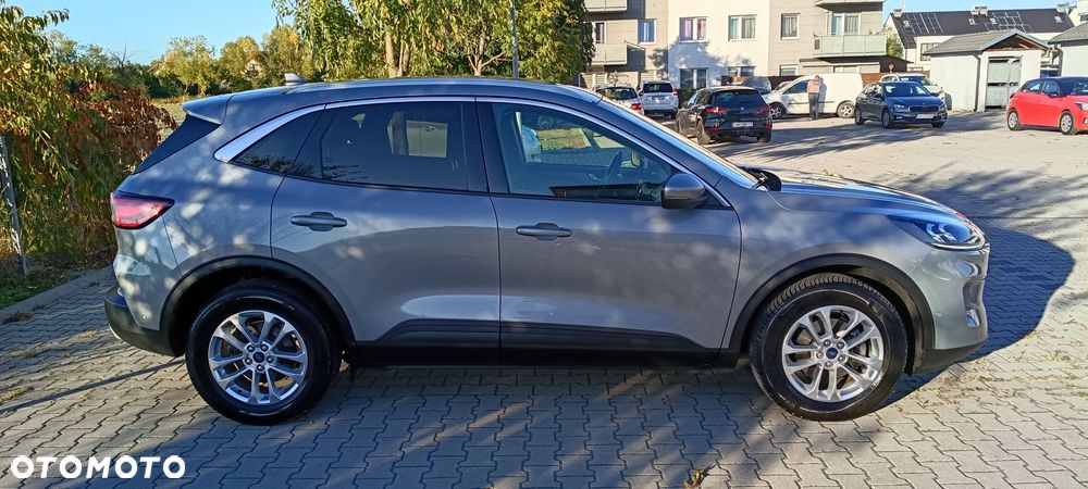 Ford Kuga - 8