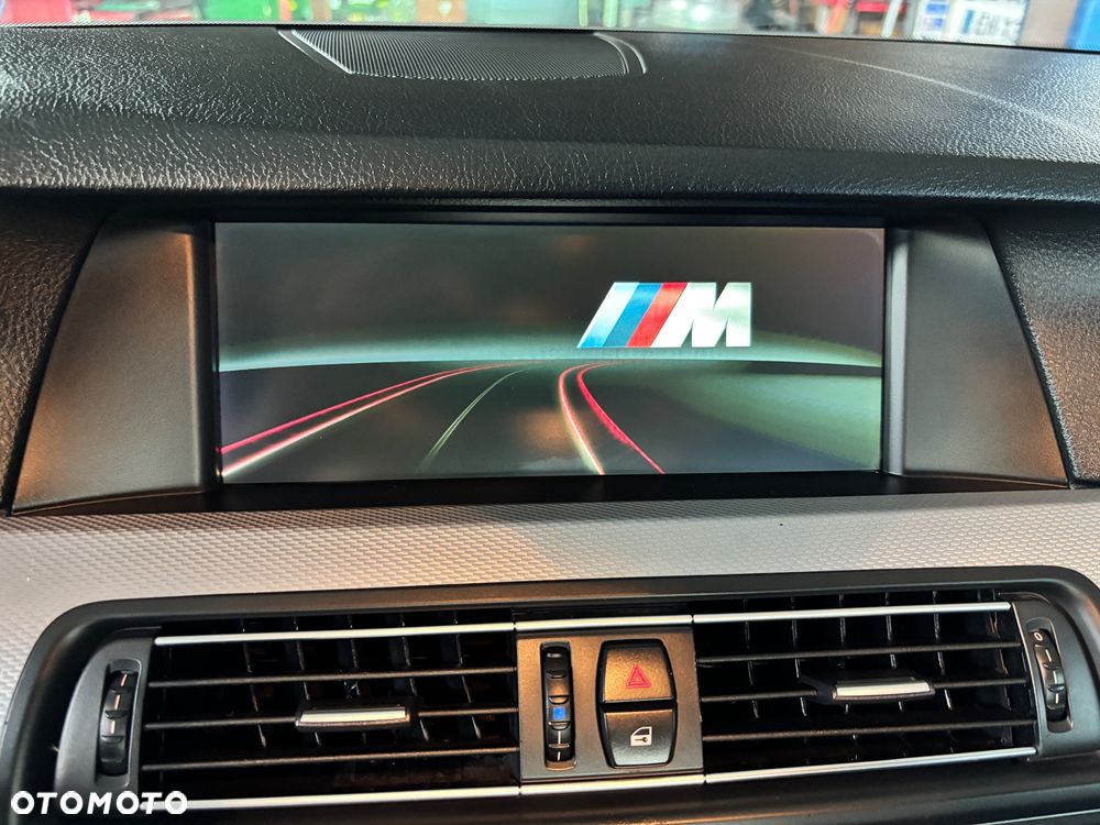 BMW Seria 5 520d Sport-Aut - 27