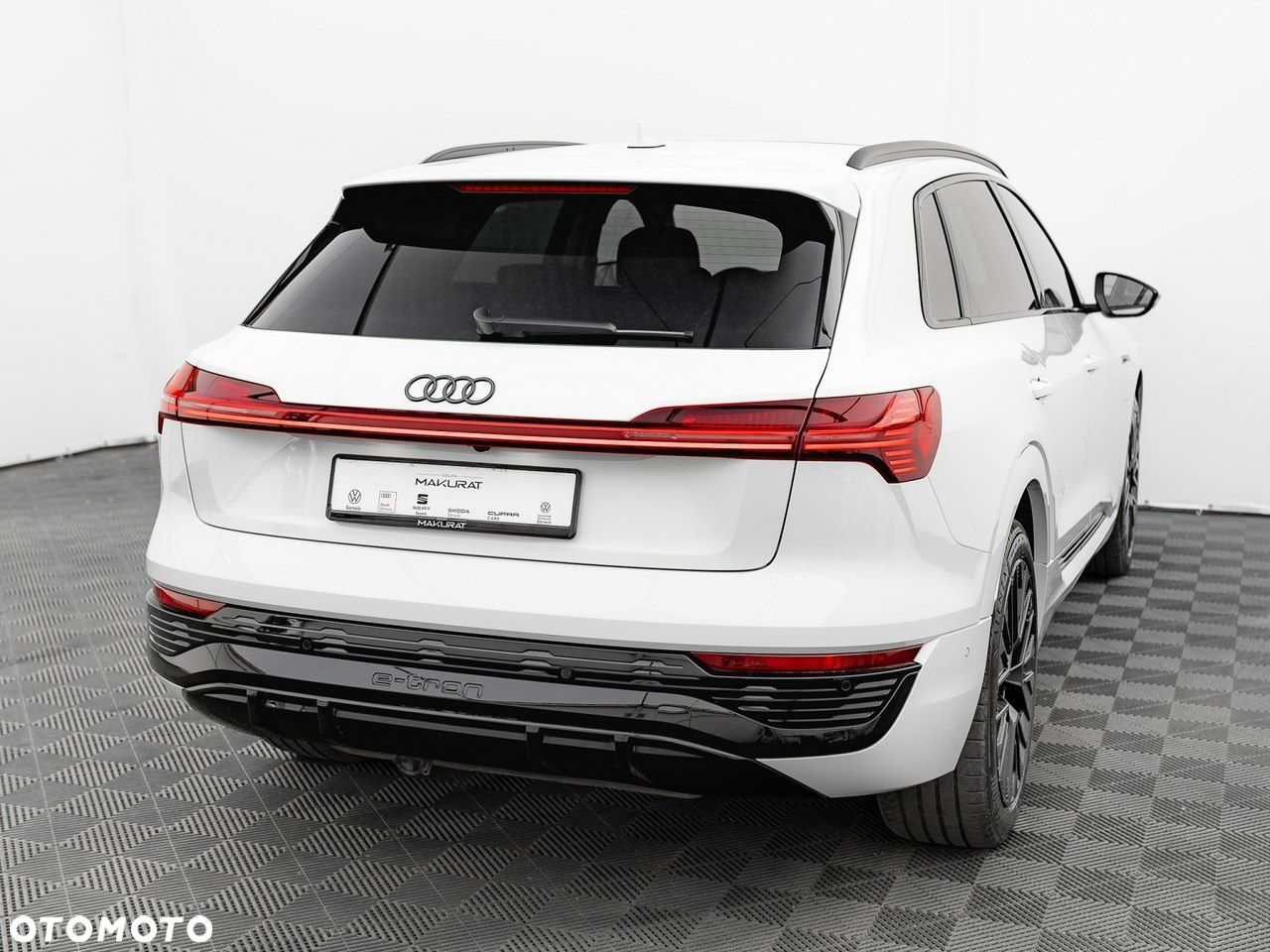 Audi Q8 e-tron 55 114kWh Quattro S Line - 6