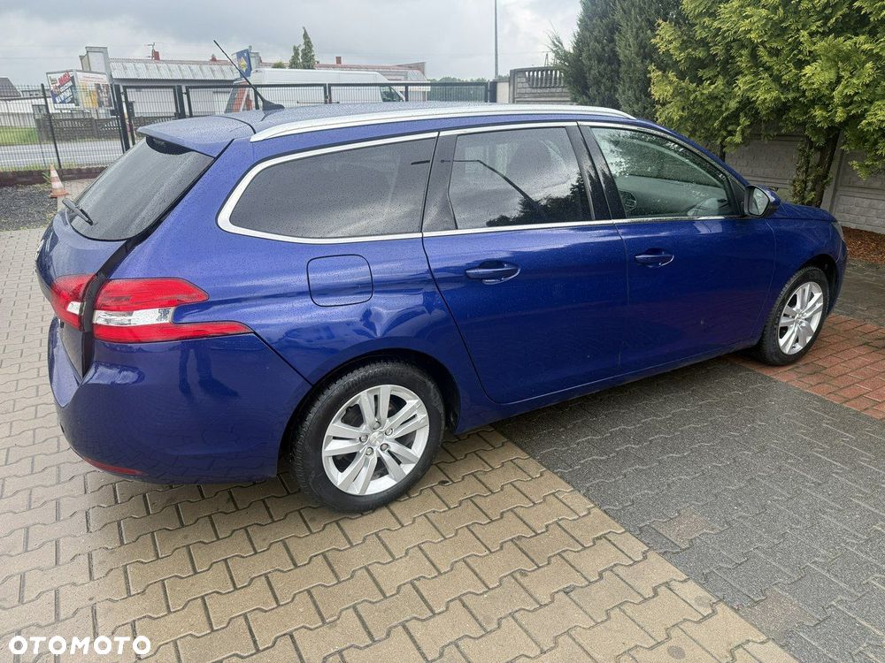 Peugeot 308 - 6