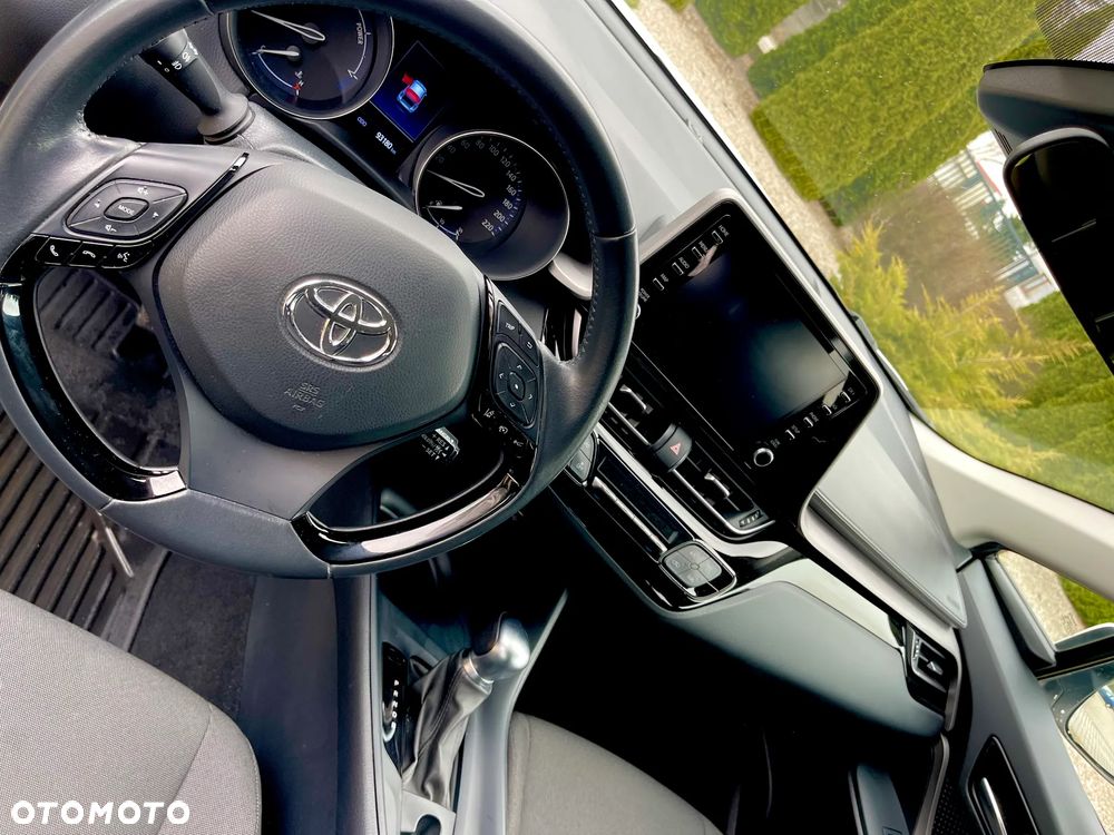 Toyota C-HR - 7