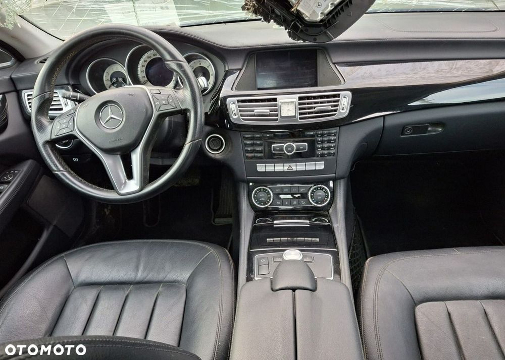 Mercedes-Benz CLS - 23
