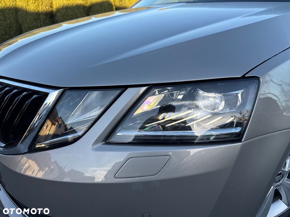 Skoda Octavia 1.6 TDI Premium Edition - 17