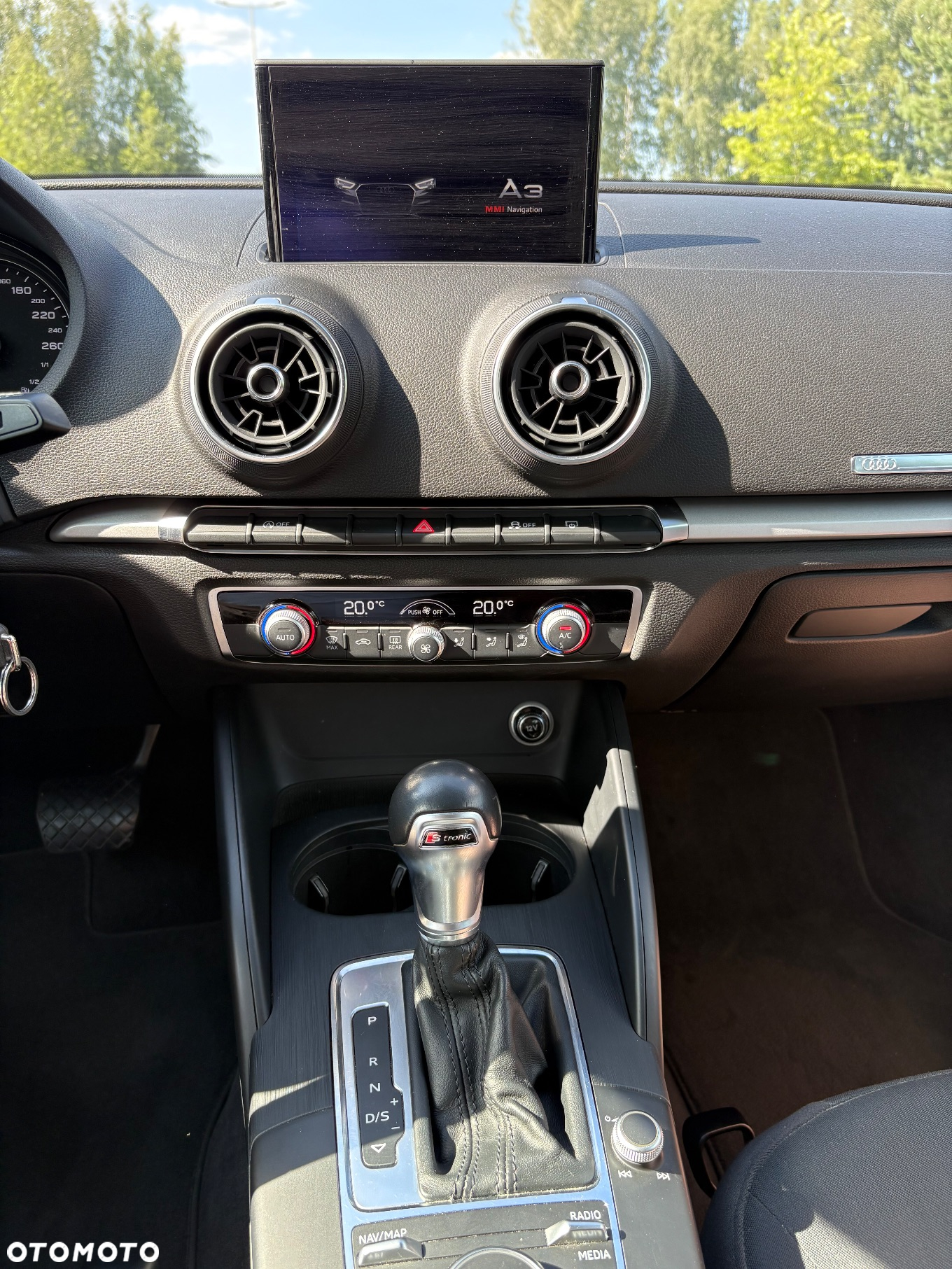 Audi A3 1.6 TDI Sportback S tronic - 23