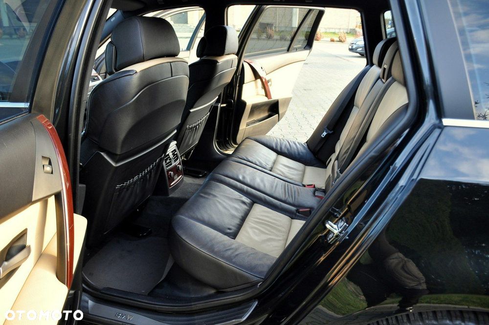 BMW Seria 5 - 21