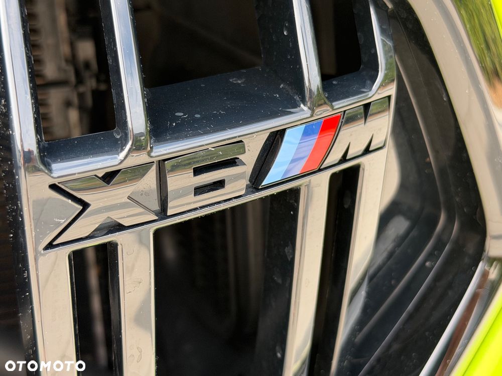 BMW X6M - 18