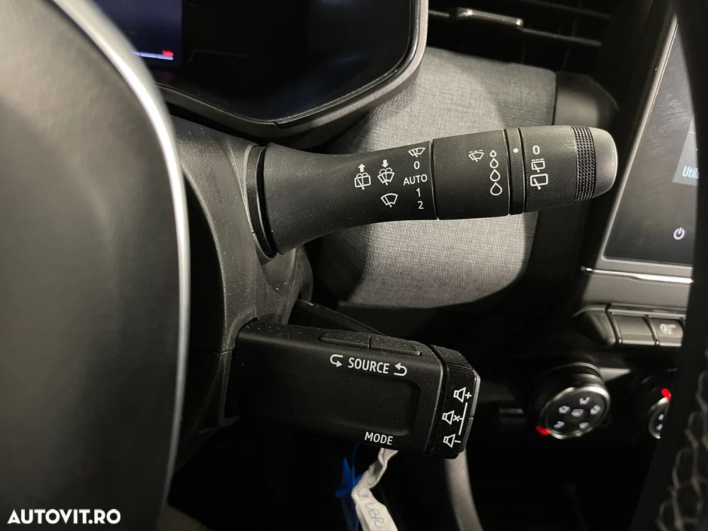 Renault Clio V Blue dCi 100 Evolution - 18