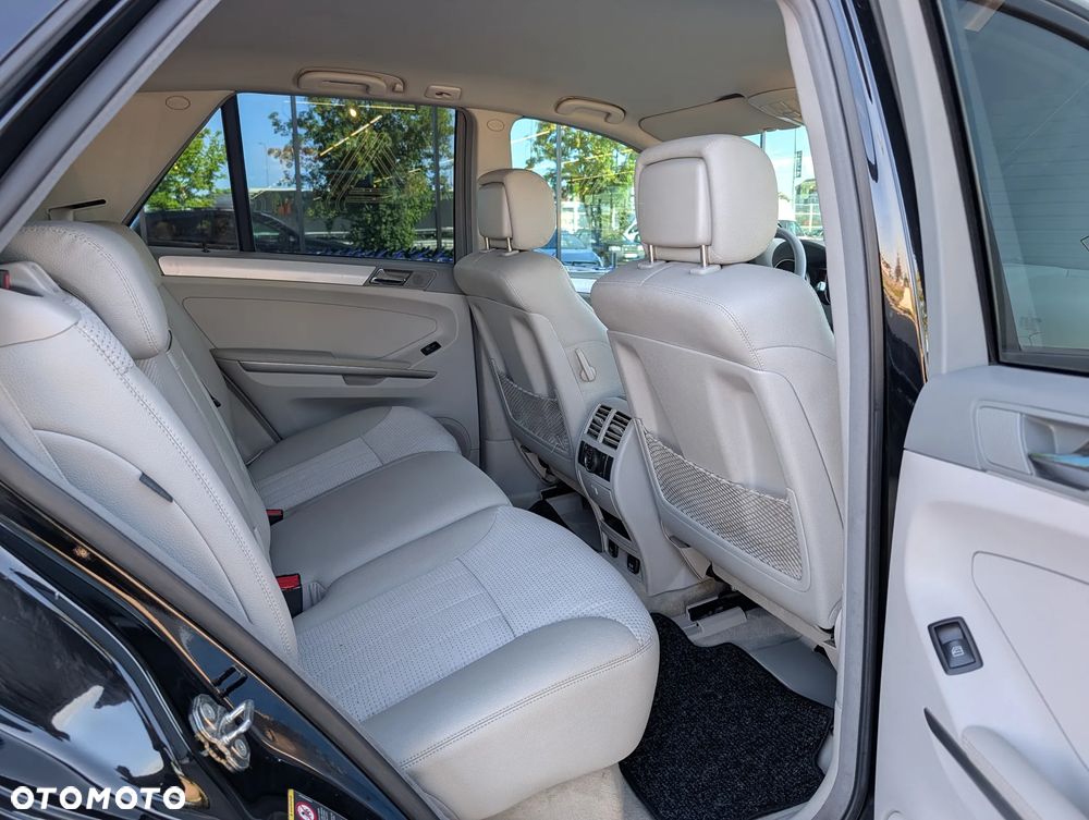 Mercedes-Benz ML 350 4Matic 7G-TRONIC - 8