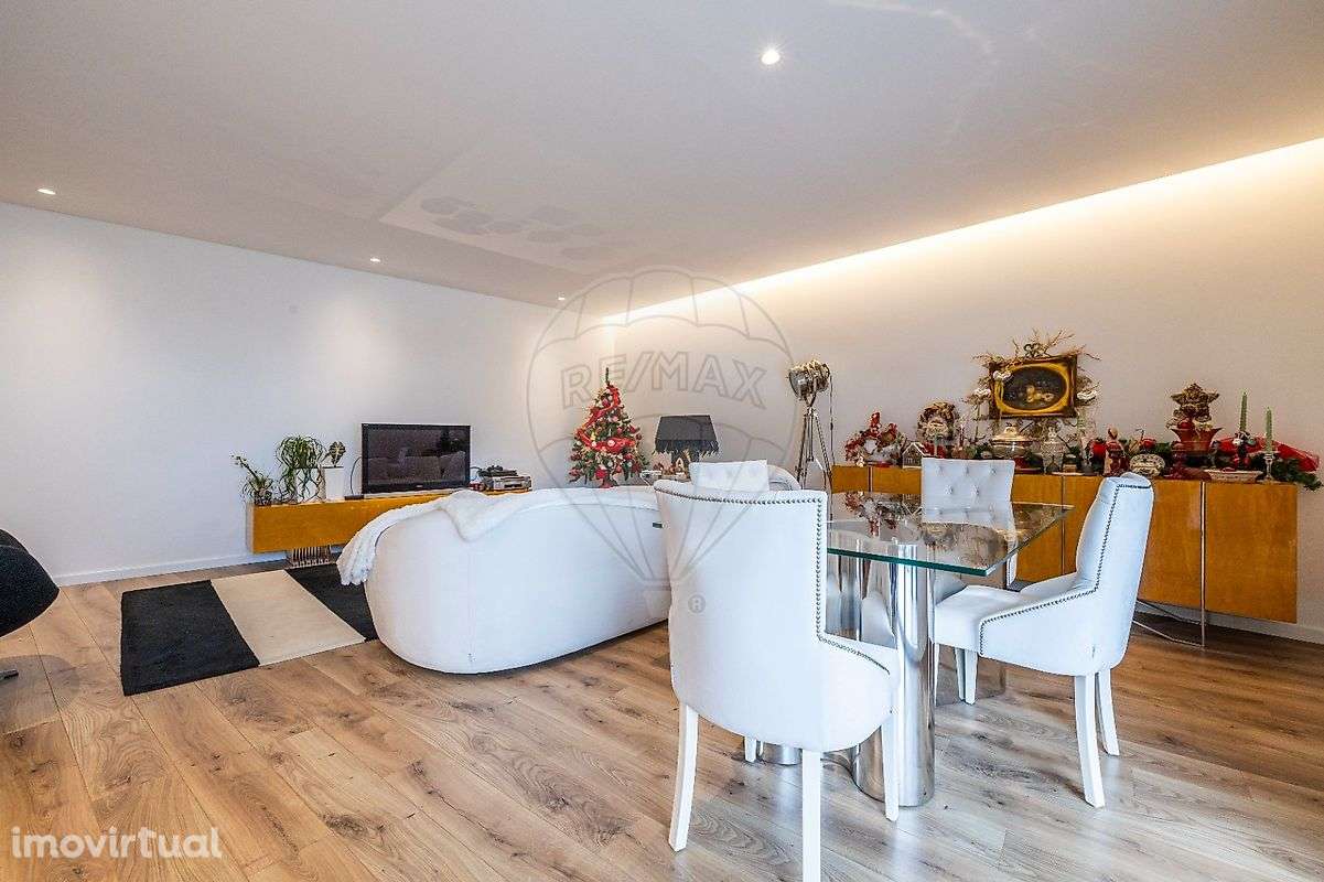 Apartamento T4 para venda - Grande imagem: 2/37