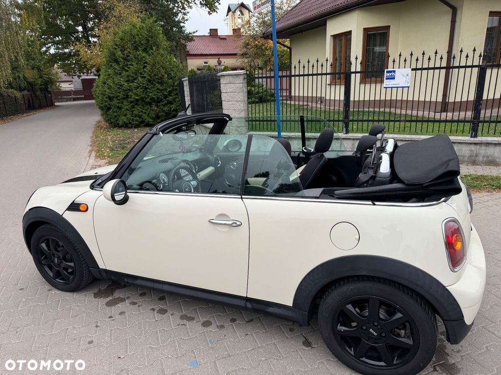 MINI Cooper Standard - 24