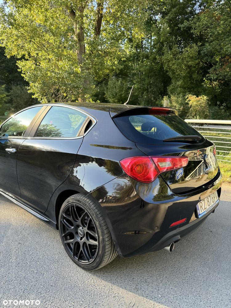 Alfa Romeo Giulietta - 7