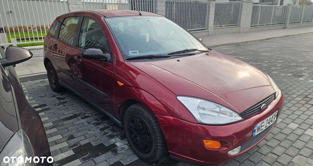 Ford Focus 1.6 Ambiente - 3