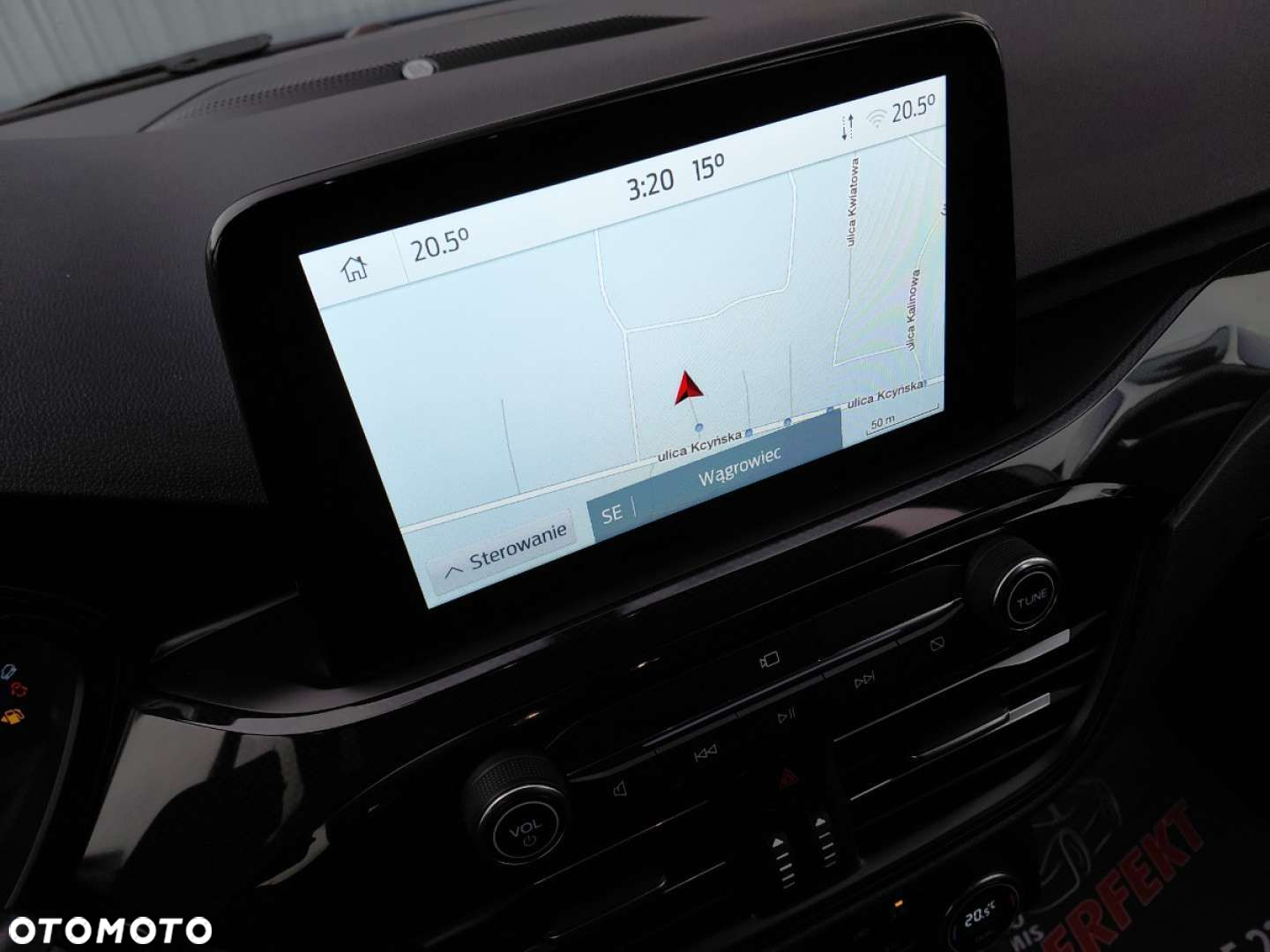 Ford Kuga - 26
