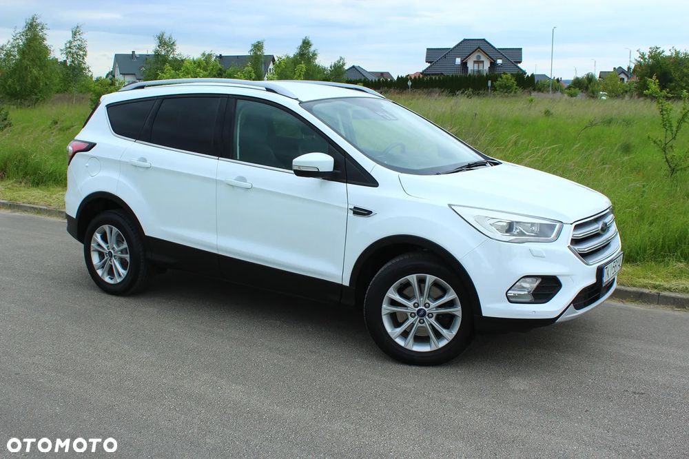 Ford Kuga 2.0 TDCi 4x2 Titanium - 12