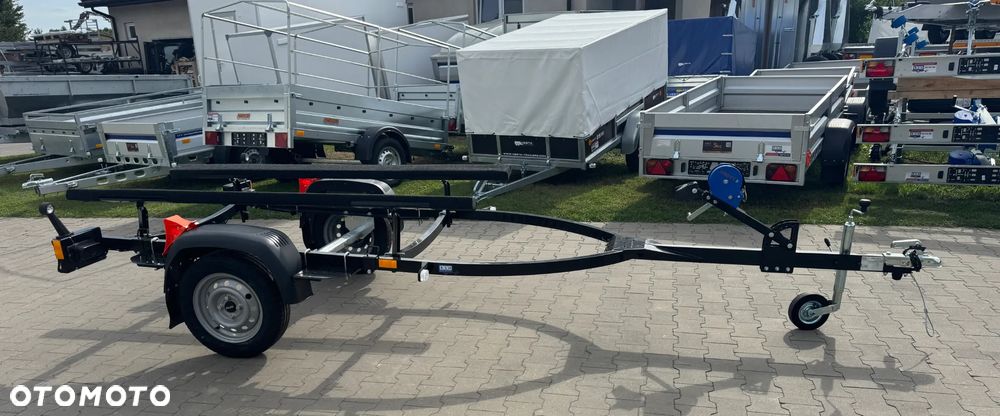 Wiola WIOLA Aqua ALU lakierowana CZRNA 4400 4,0x1,16m, DMC:750kg - 3