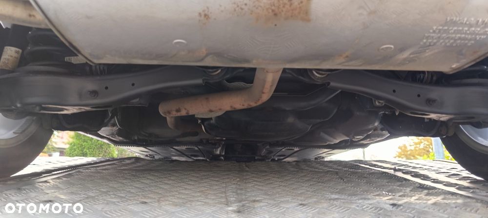 Volkswagen Golf 2.0 BlueTDI DSG Comfortline - 21